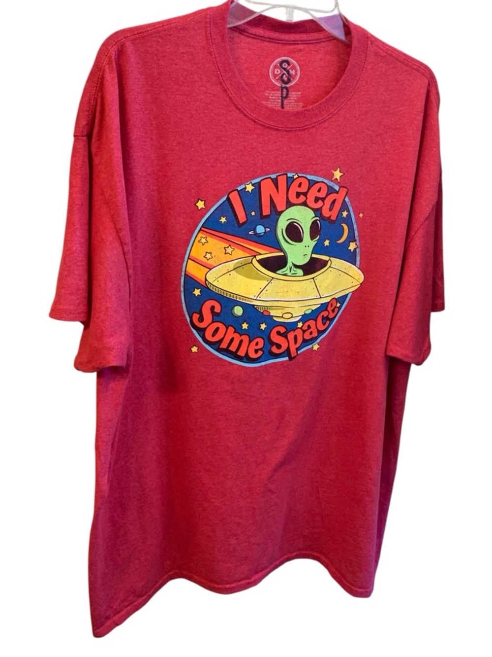 “I NEED SOME SPACE” Alien Spaceship Mens Red Tee Shirt Size 2XL Space Craft UFO